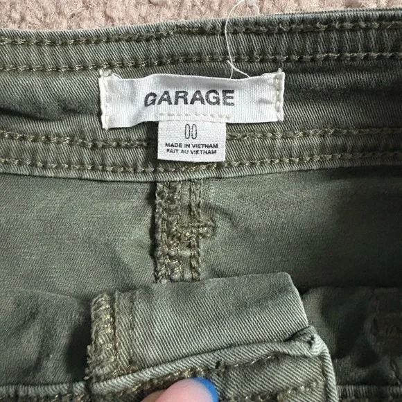 Garage Olive Green Skirt with Pockets - Picture 2 of 4